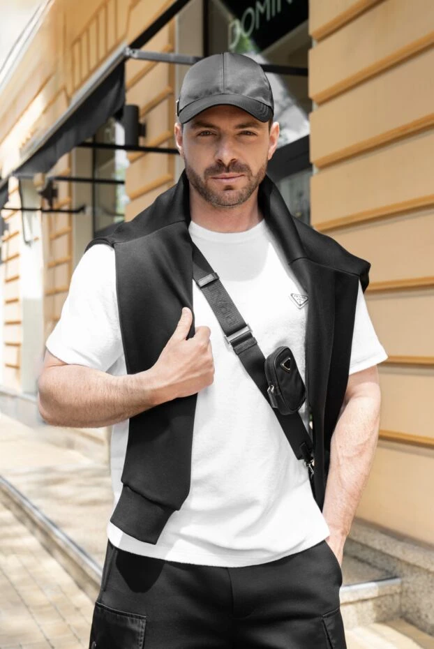 Prada костюм прогулочный с шортами черный мужской 187396 - фото 2