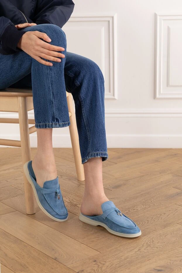 Fleur de Paris замшевые мюли голубого цвета женские 187540 - фото 2