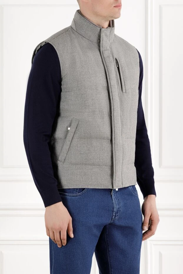 Enrico Mandelli мужской теплый жилет из шерсти и кашемира серого цвета 188251 - фото 3