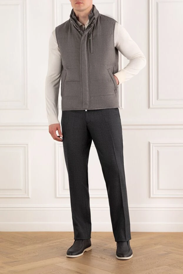 Enrico Mandelli мужской теплый жилет из шерсти и кашемира темно-серого цвета 188252 - фото 2