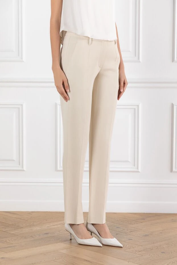 Brunello Cucinelli beige women's trousers with monil chain 188329 - photo 3
