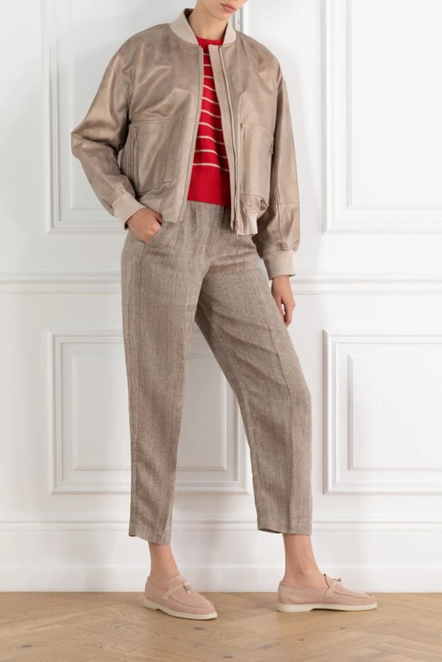 Кожаная куртка бомбер с крупными накладными карманами бежевая - фото 2