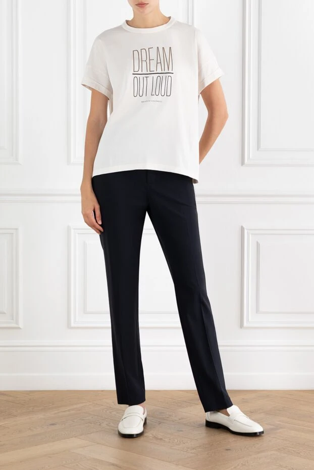 Brunello Cucinelli футболка хлопковая с принтом dream out loud бежевая женская 188472 - фото 2