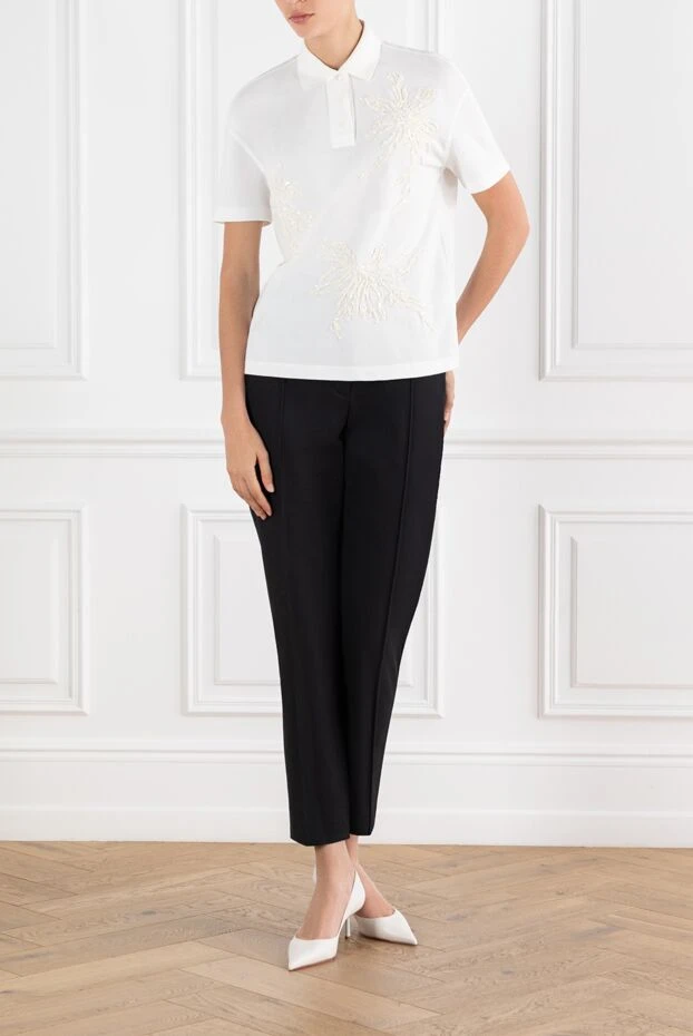 Белое женское поло с вышивкой и пайетками из хлопка - фото 2