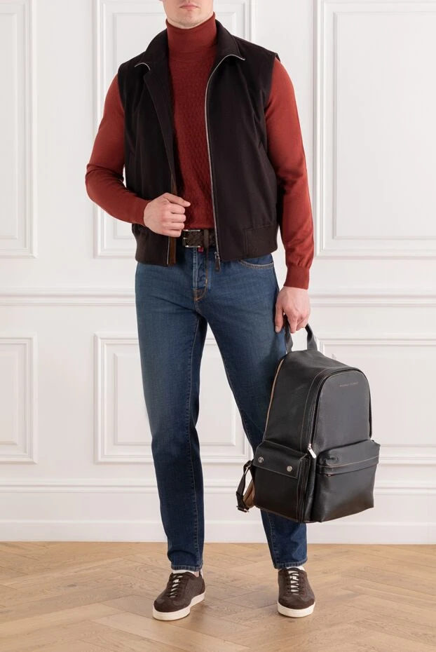 Corneliani мягкий гольф из шерсти красно-коричневого оттенка с фактурным узором
189189 - фото 2