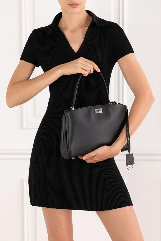 Balenciaga маленькая женская сумка rodeo черного цвета из телячьей кожи 189321 - фото 2