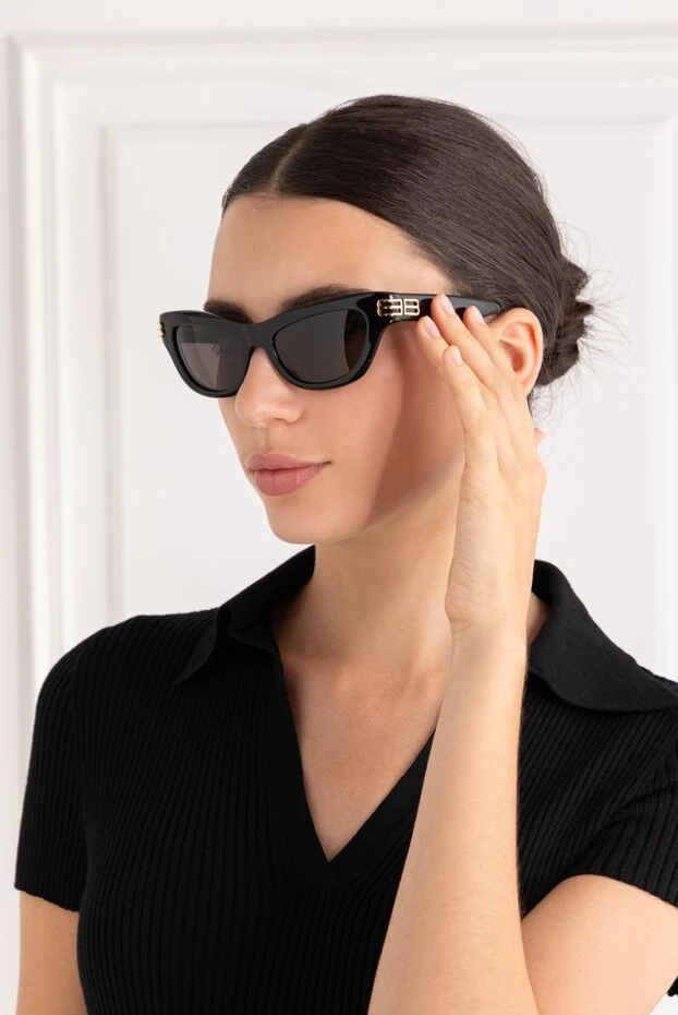 Balenciaga черные солнцезащитные очки casino cat женские 189326 - фото 2