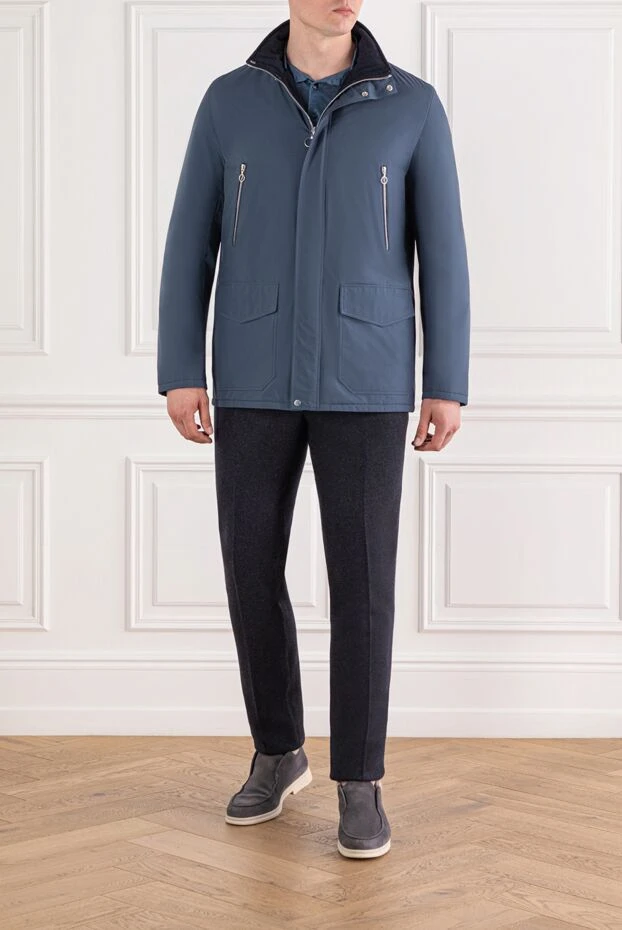 Лёгкая городская парка с кожей и диагональными молниями
- фото 2