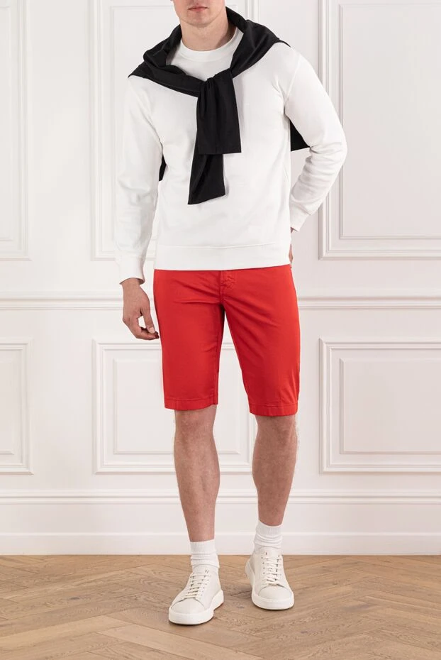 Scissor Scriptor rich red cotton shorts with branded pockets
189868 - photo 2