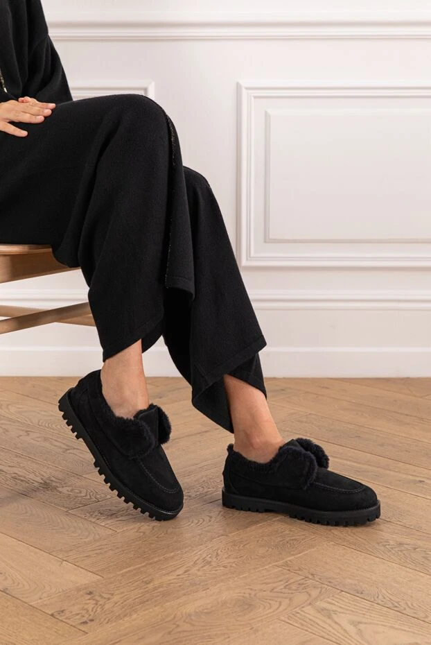 Черные замшевые яхт-лоферы с подкладкой из овчины - фото 2