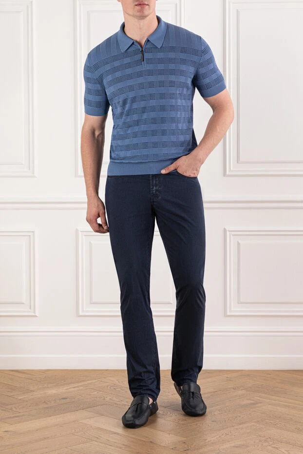 Голубое поло с рельефным рисунком и воротником на молнии
 - фото 2