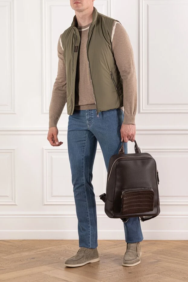 Тігістің бойымен ақ екпіні бар бежевый кашемирден жасалған секіргіш - фото 2