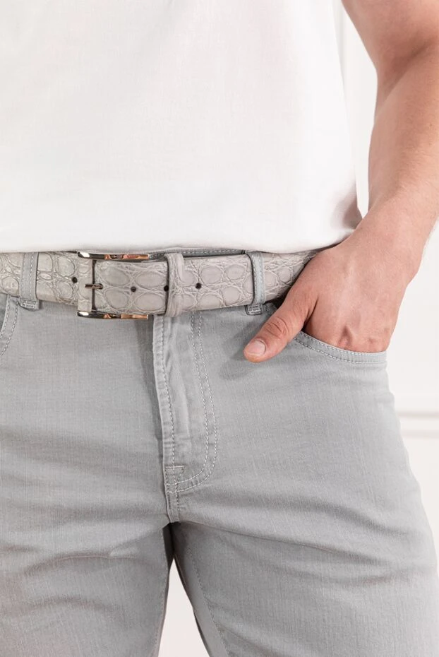 Cesare di Napoli рельефті текстурасы бар күңгірт сұр крокодил былғарыдан жасалған белбеу

 190077 - фото 2