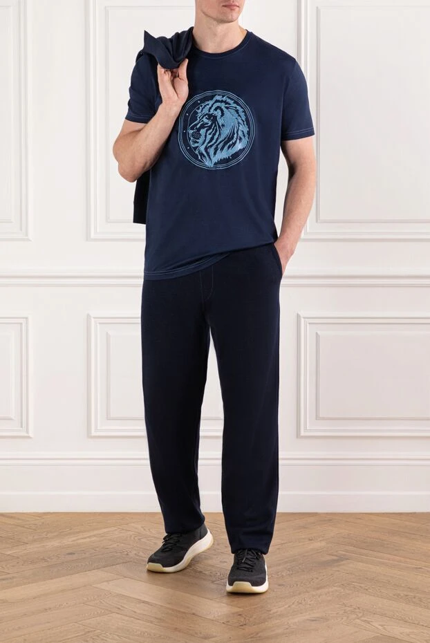 Cesare di Napoli футболка из хлопка в темно-синем цвете с принтом льва в голубых тонах
190118 - фото 2