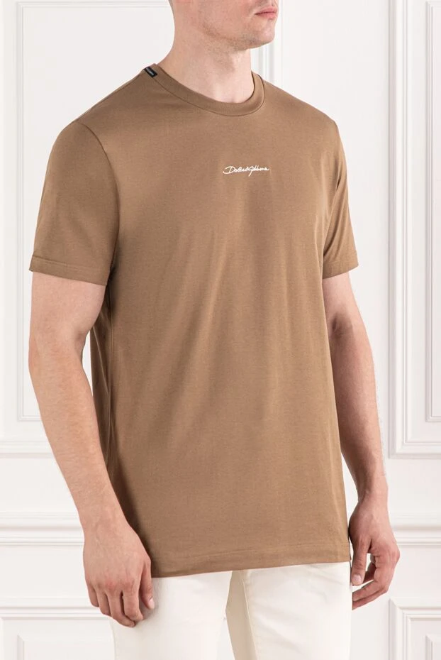 Dolce & Gabbana футболка из хлопка в карамельном цвете с миниатюрным белым логотипом

 190133 - фото 3