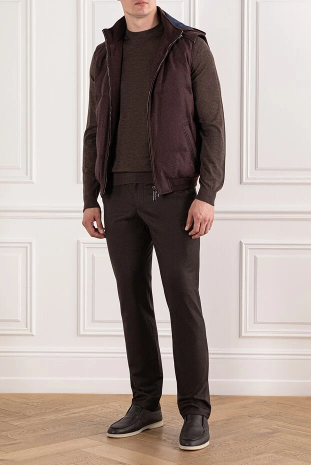 Brown wool jumper in a minimalist style - photo 2