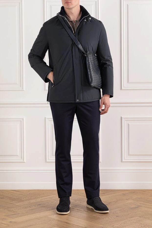 Куртка мужская утеплённая из нейлона с кожаными вставками и меховой отделкой - фото 2