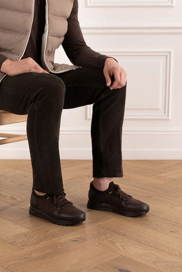 Doucal`s таза былғарыдан және жылы жүннен жасалған қоңыр ерлер кроссовкалары
190530 - фото 2