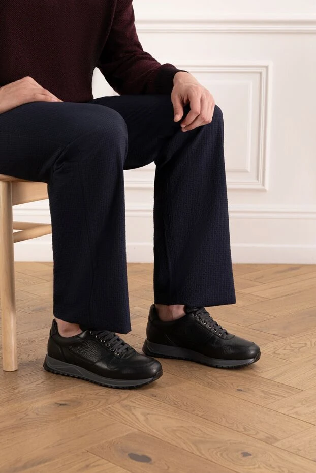 Черные кроссовки из зернистой кожи с шнуровкой - фото 2