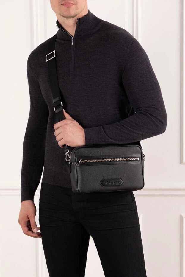 Tom Ford орташа өлшемді шынайы қара былғарыдан жасалған мессенджер сөмкесі
 190545 - фото 3