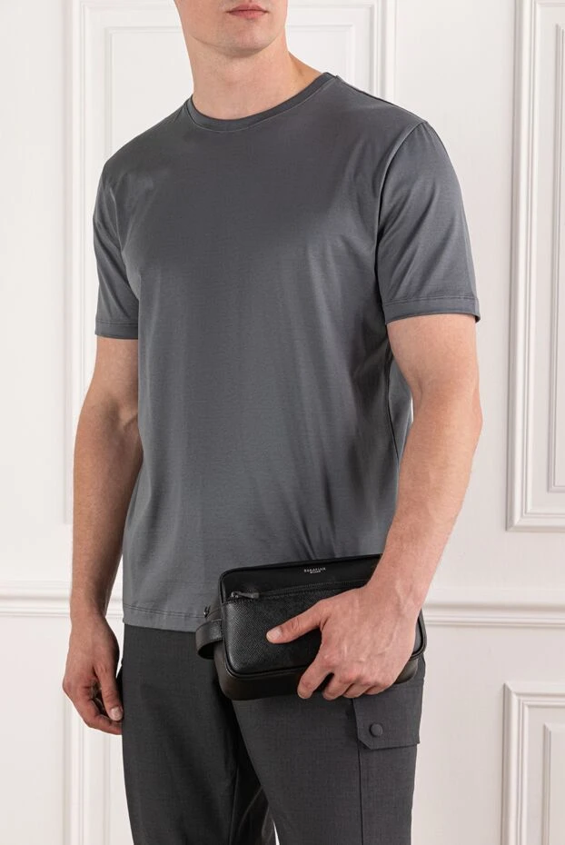 Несессер из черной кожи Evoluzione с несколькими отделениями на молнии
- фото 2