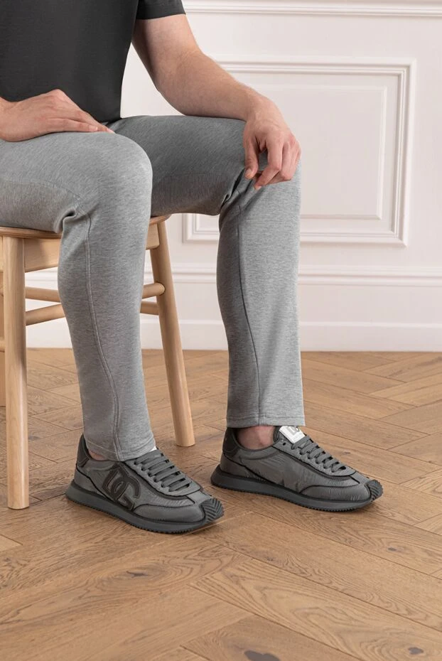 Dolce & Gabbana кроссовки серые мужские dg cushion из текстиля


 190676 - фото 3