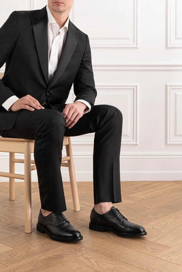 Men's black leather derby shoes with decorative perforations - photo 2