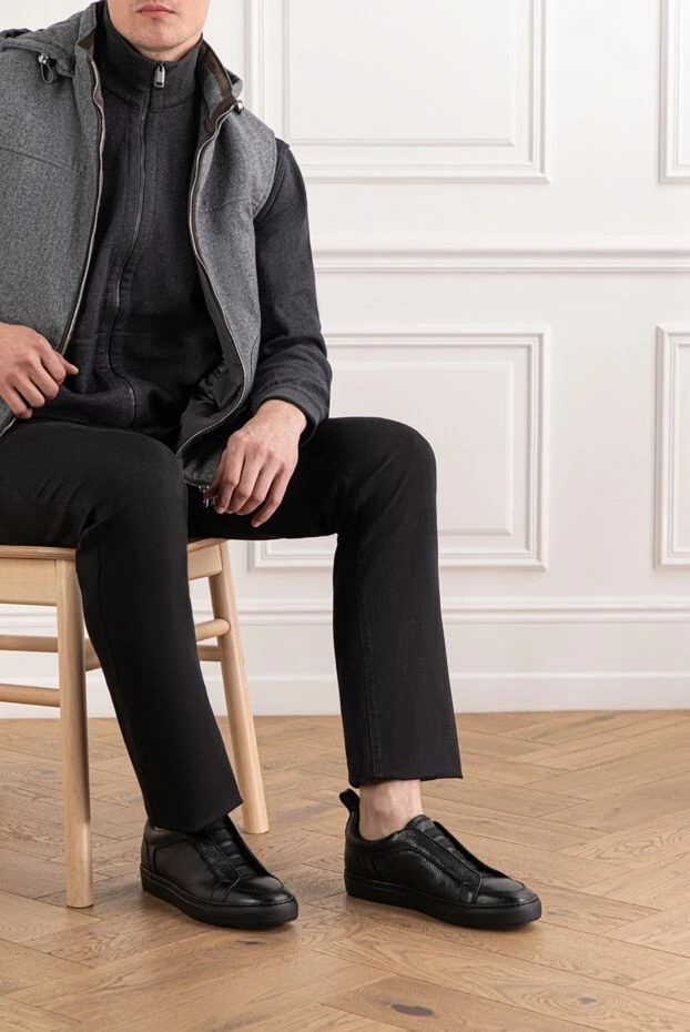 Doucal`s black sneakers made of soft grained leather with elastic straps 190899 - photo 2