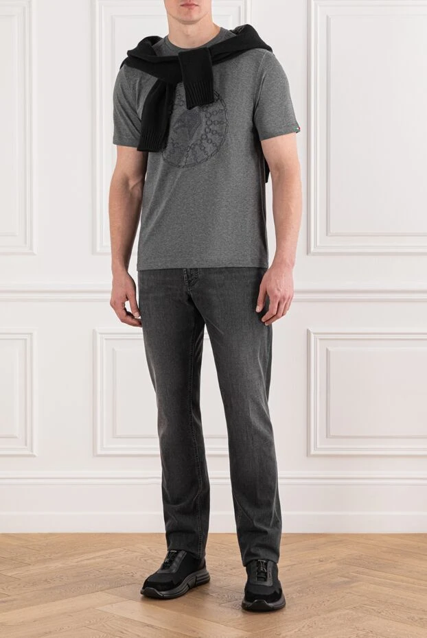 T-shirt made of melange cotton with a three-dimensional embossing on the chest - photo 2