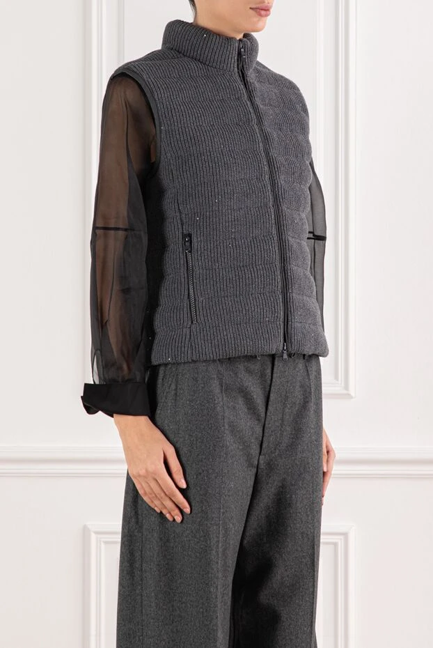 Brunello Cucinelli текстуралы тоқылған және тік жағасы бар сұр мақта жилет 191318 - фото 3