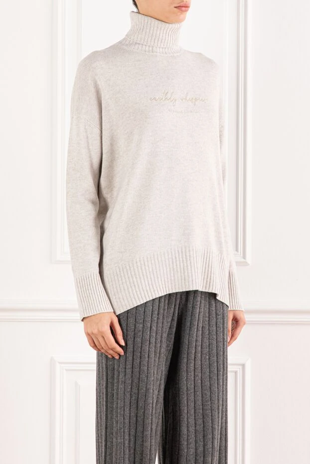 Brunello Cucinelli light cashmere jumper with 3d embroidery
 191343 - photo 3