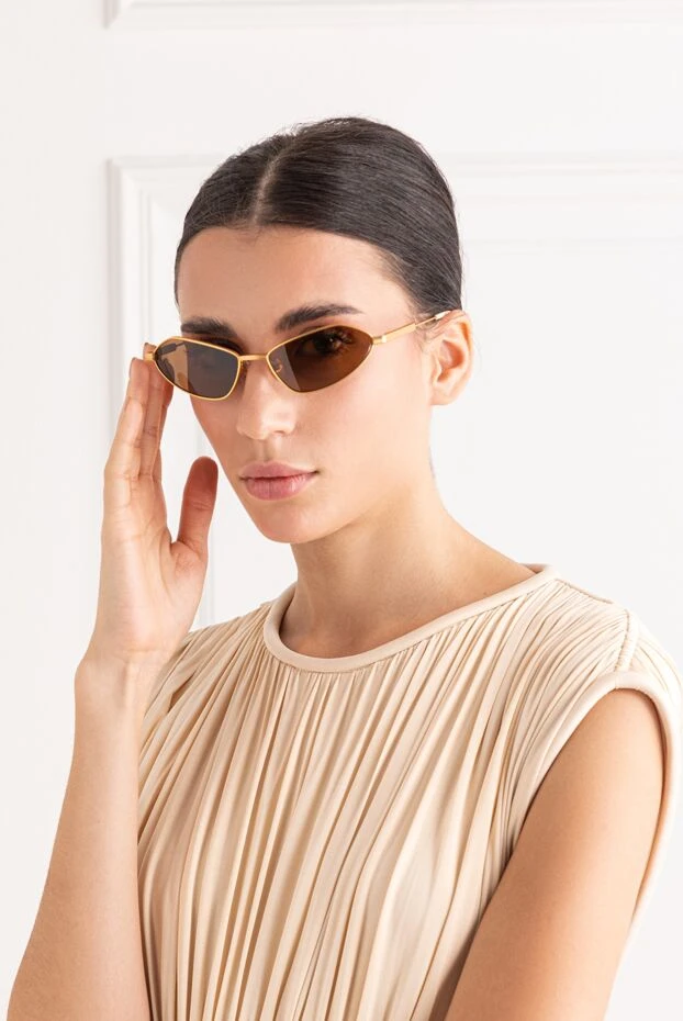 Солнцезащитные очки Bambino золотистого цвета с коричневыми линзами - фото 2