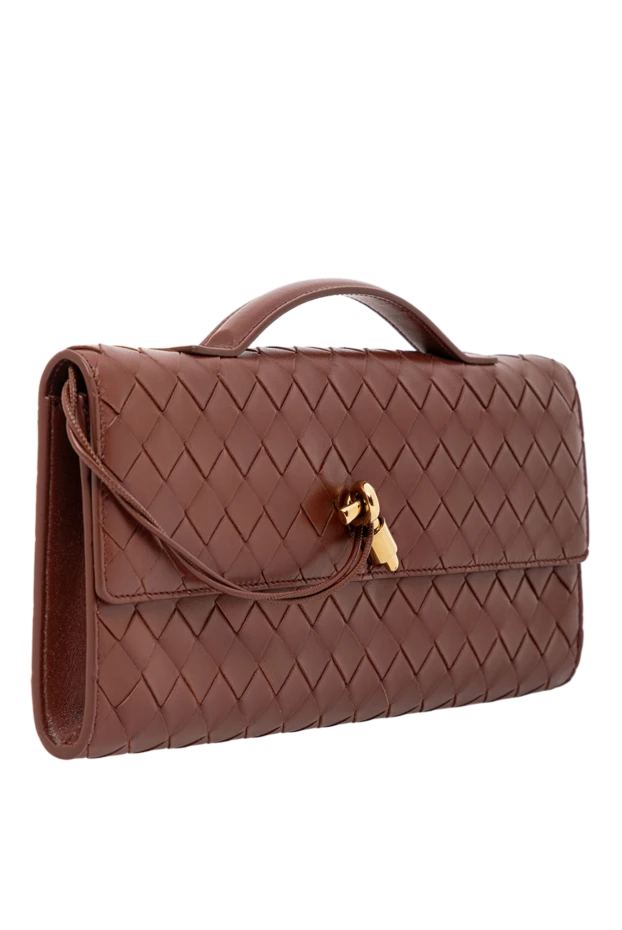 Bottega Veneta light brown clutch with top handle made of soft intrecciato leather 191737 - photo 3