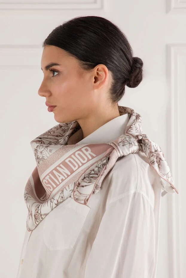 Dior квадратный платок toile de jouy sauvage 90 из шелкового твила 191992 - фото 2
