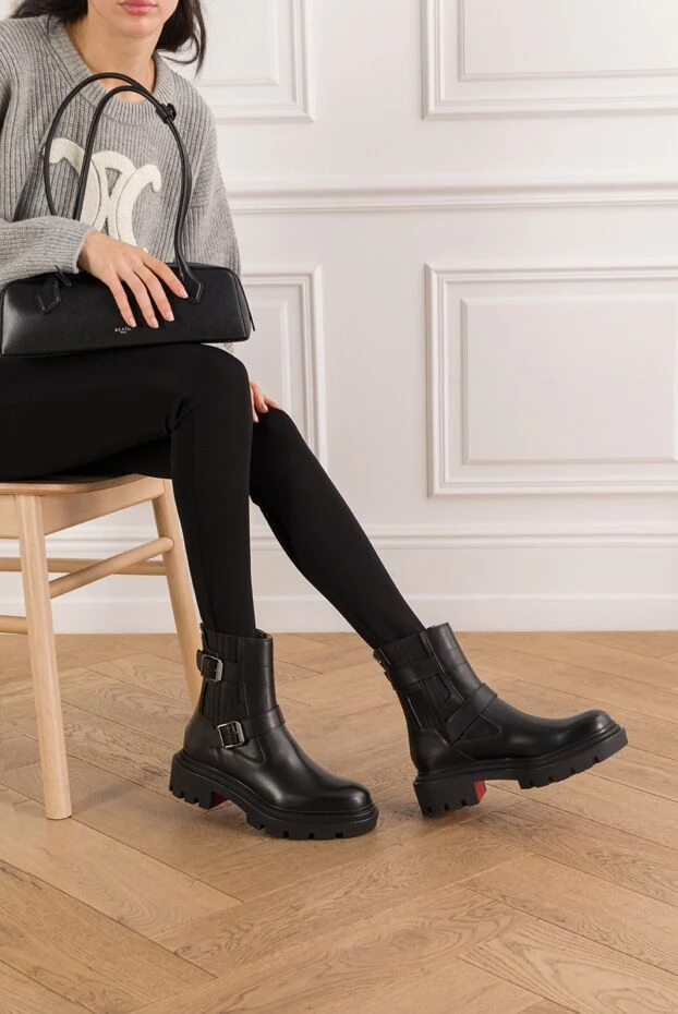 Christian Louboutin ботинки oxybootie college из черной кожи теленка с металлическими пряжками 192084 - фото 2