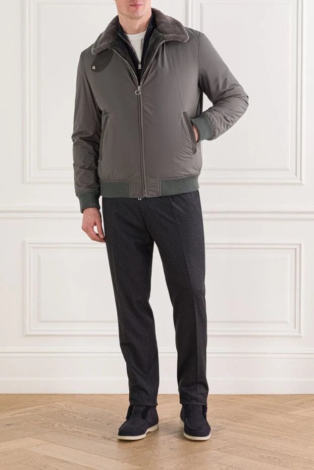 Бежевый бомбер с подкладкой из натурального меха - фото 2