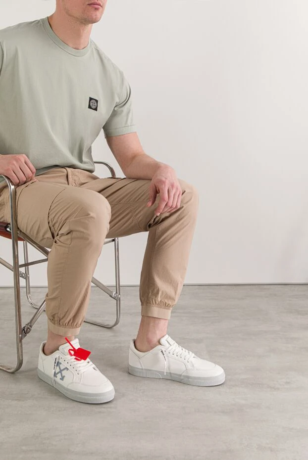 Off-White низкие замшевые кроссовки vulcanized белого цвета 192652 - фото 2