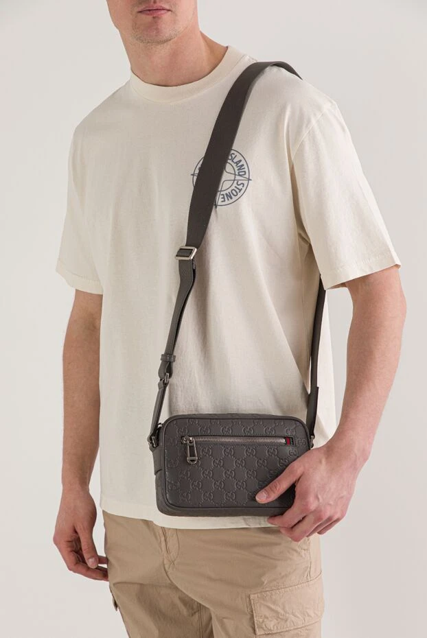 Gucci маленькая сумка через плечо из гладкой кожи с тисненым мотивом gg 192758 - фото 2