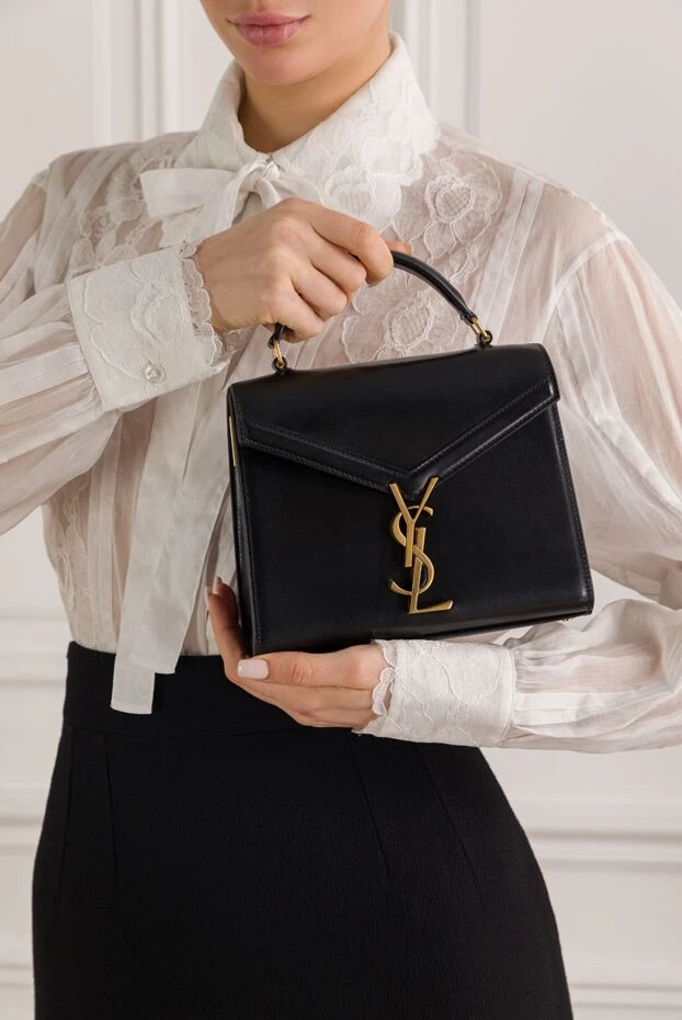 Saint Laurent тегіс былғарыдан жасалған cassandra mini жоғарғы тұтқалы сөмкесі 192791 - фото 2