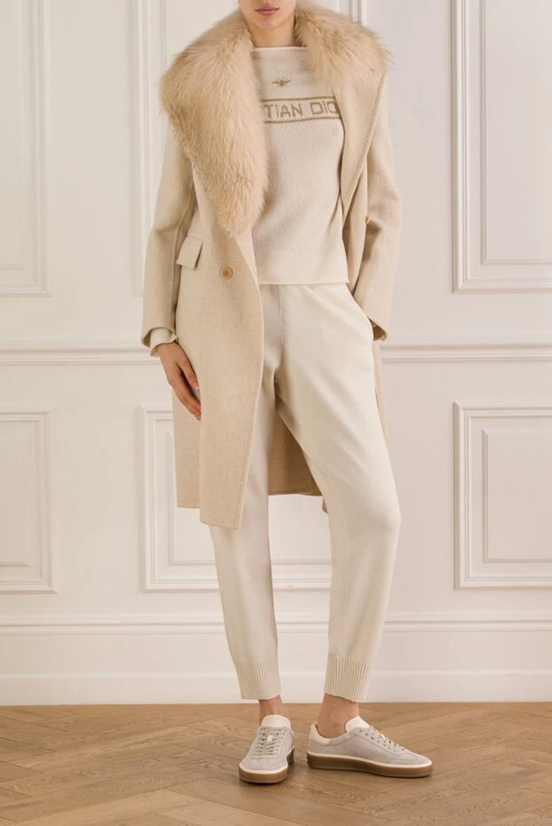 Ermanno Scervino бежевое пальто со съемным воротником из меха 192797 - фото 2