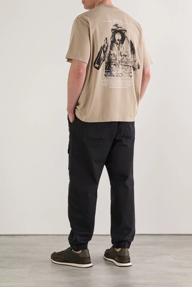 Stone Island бежевая футболка стандартного кроя с принтом archivio
192891 - фото 2