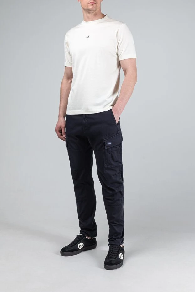 C.P.Company мужская бежевая футболка с небольшим контрастным логотипом 193359 - фото 3