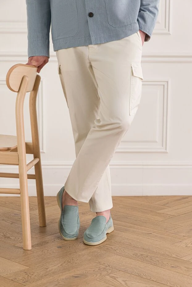 Зеленые мужские лоферы из натуральной замши со светлой гибкой подошвой - фото 2