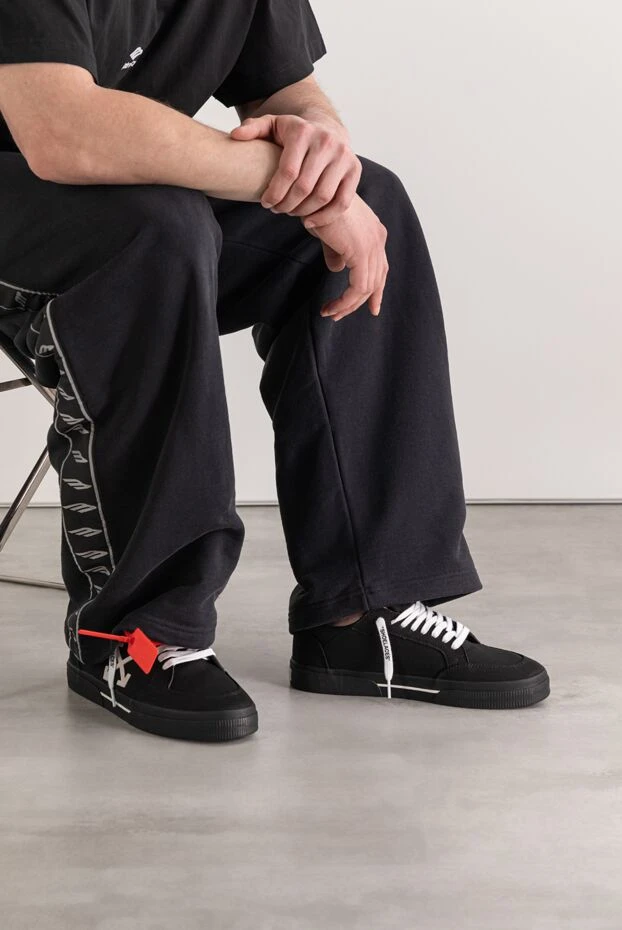 Off-White брендтік мәліметтері бар қара түсті вулканизацияланған аласа кроссовкалар 193721 - фото 2