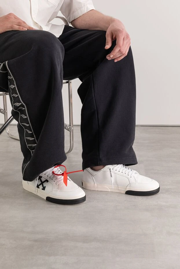 Off-White ақ түсті шынайы былғарыдан жасалған, брендтік бөлшектері бар вулканизацияланған аласа кроссовкалар 193722 - фото 2