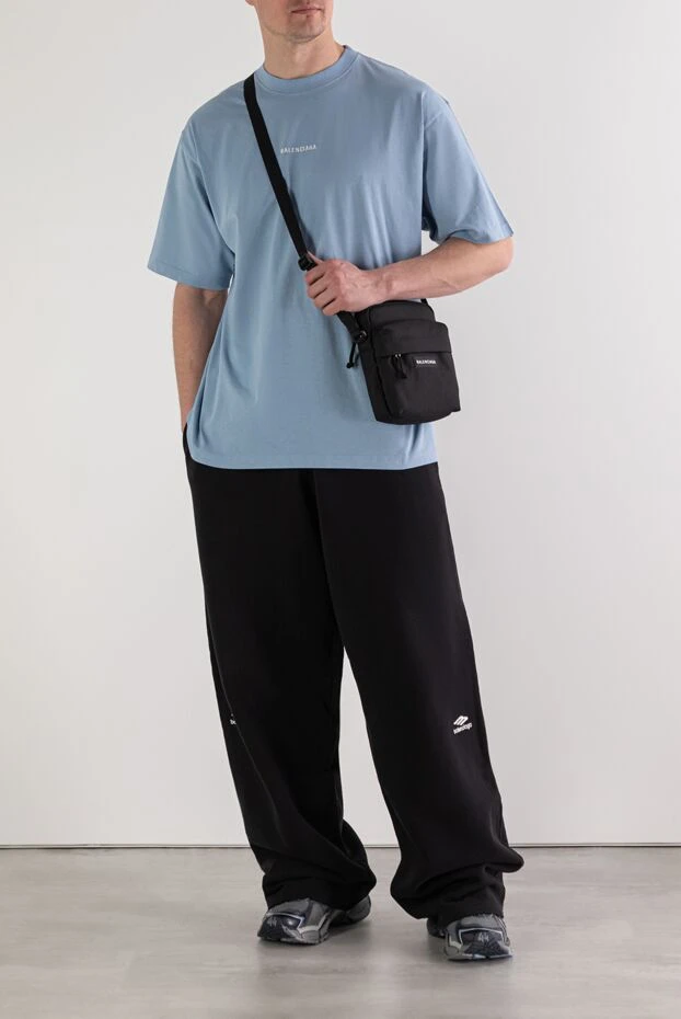 Balenciaga мужская светло-голубая футболка back medium fit из хлопка 193935 - фото 1