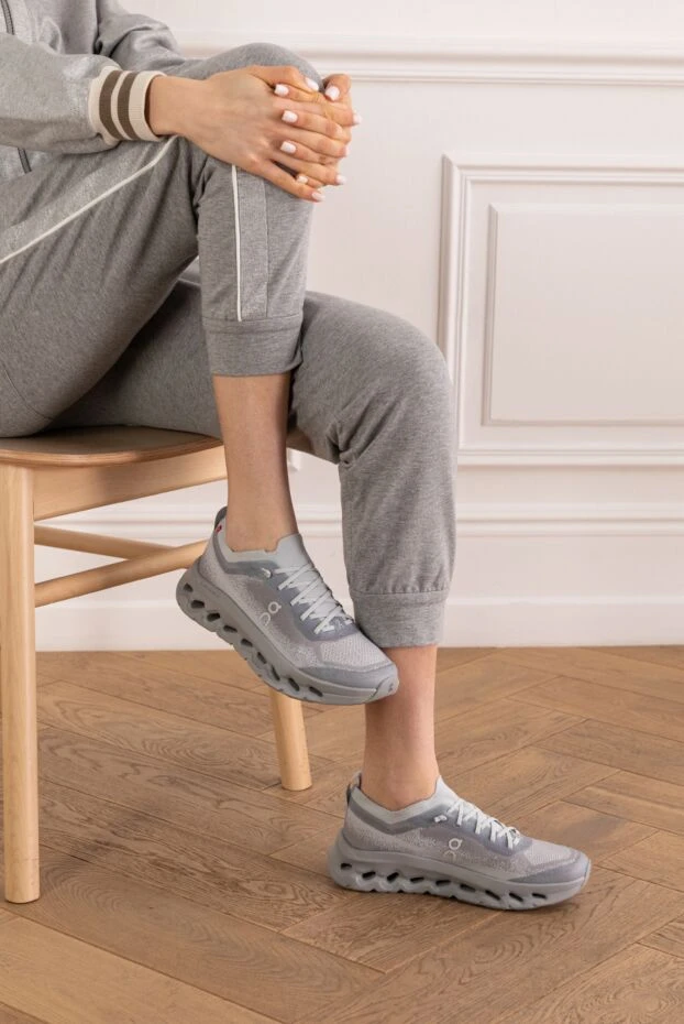 ON Running women's cloudtilt moon soft cushioned sneakers in gray 193999 - photo 2