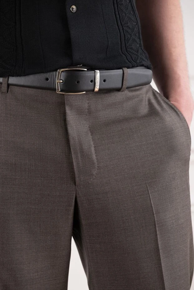 A.Testoni a sleek black belt with a silver metal buckle and rounded hardware. 194504 - photo 2