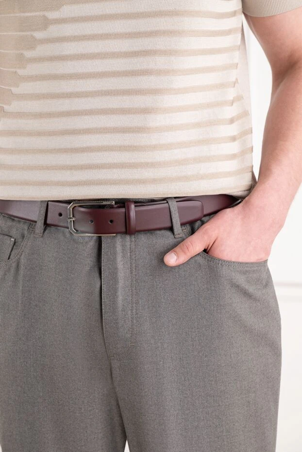 Burgundy leather belt with a hexagonal buckle - photo 2