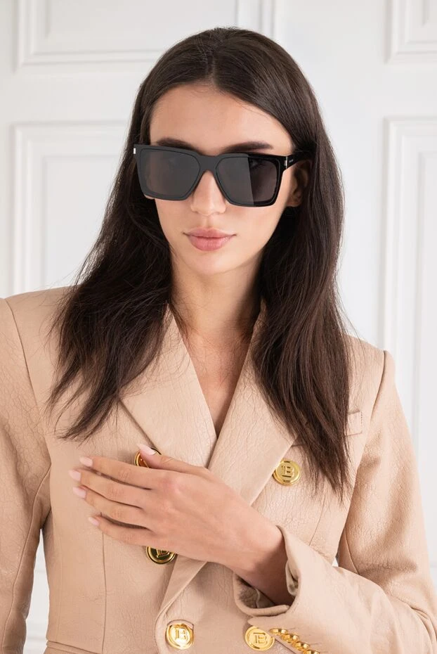 Saint Laurent түтінді градиенті бар қара жылтыр шаршы күннен қорғайтын көзілдірік 194944 - фото 2